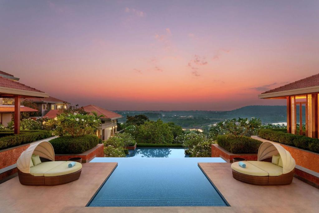 HILTON  GOA RESORT,CANDOLIM 